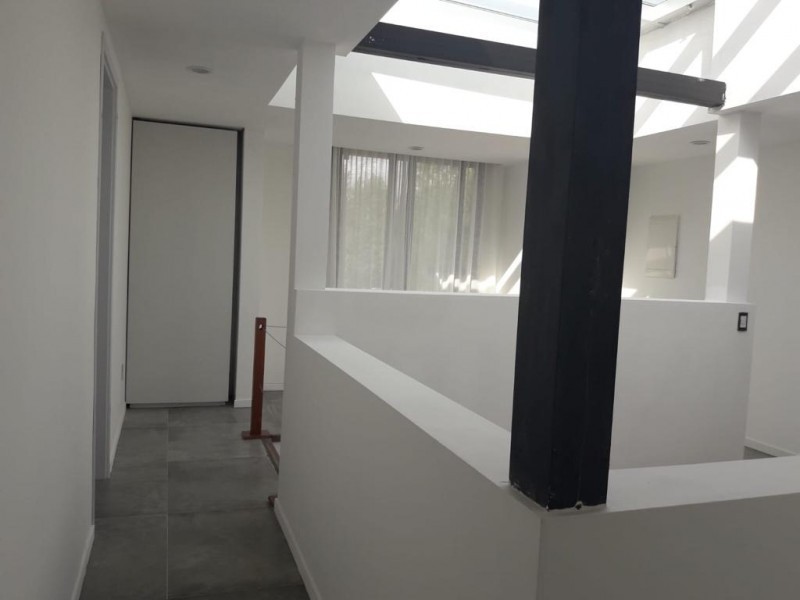 Excelente casa a estrenar en Barrio Privado con servicios